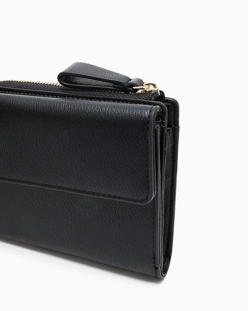 Smooth finish wallet