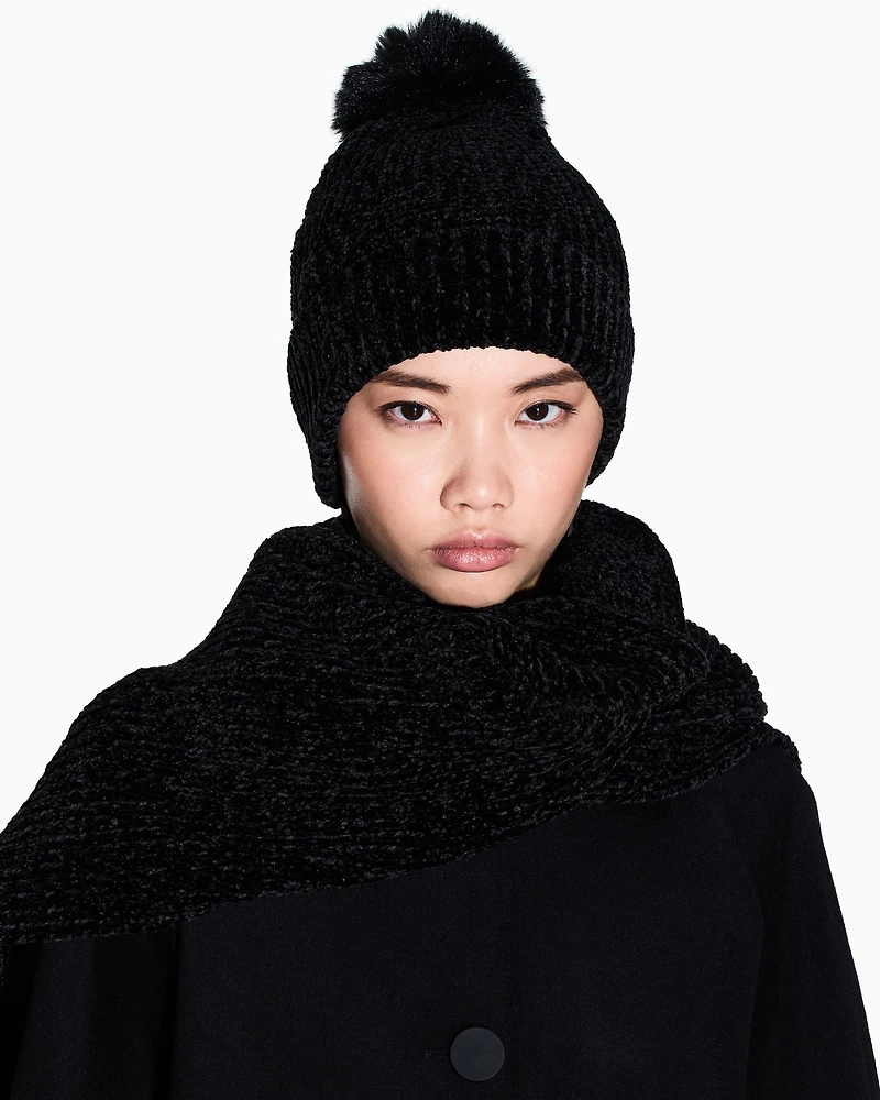 Textured fabric scarf
