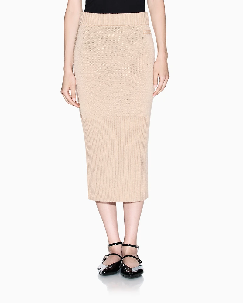 Ribbed midi skirt
