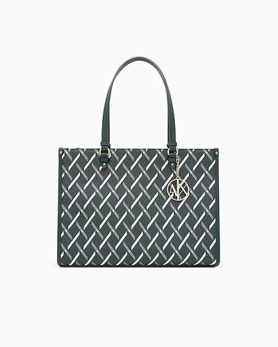Shopping bag with allover pattern