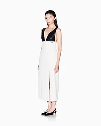 Longuette dress with slit