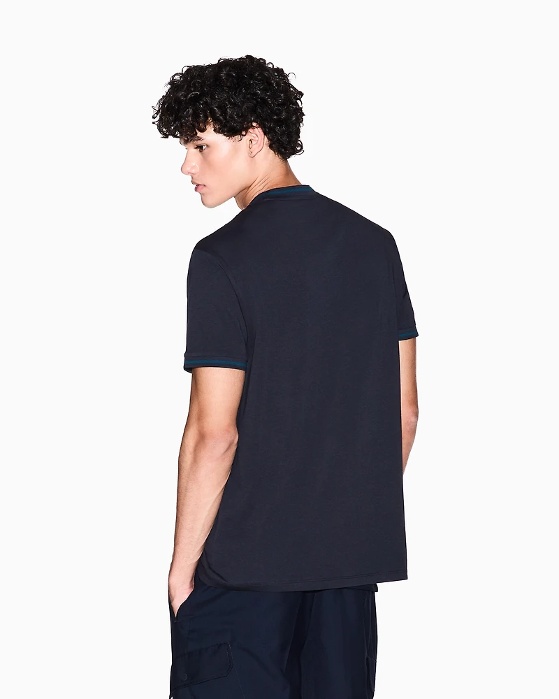 Regular fit T-shirt with contrasting piping