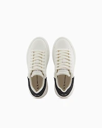 Sneakers with high sole