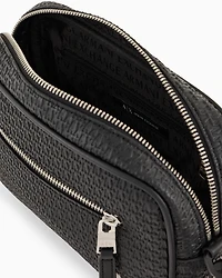 Beauty case with woven workmanship