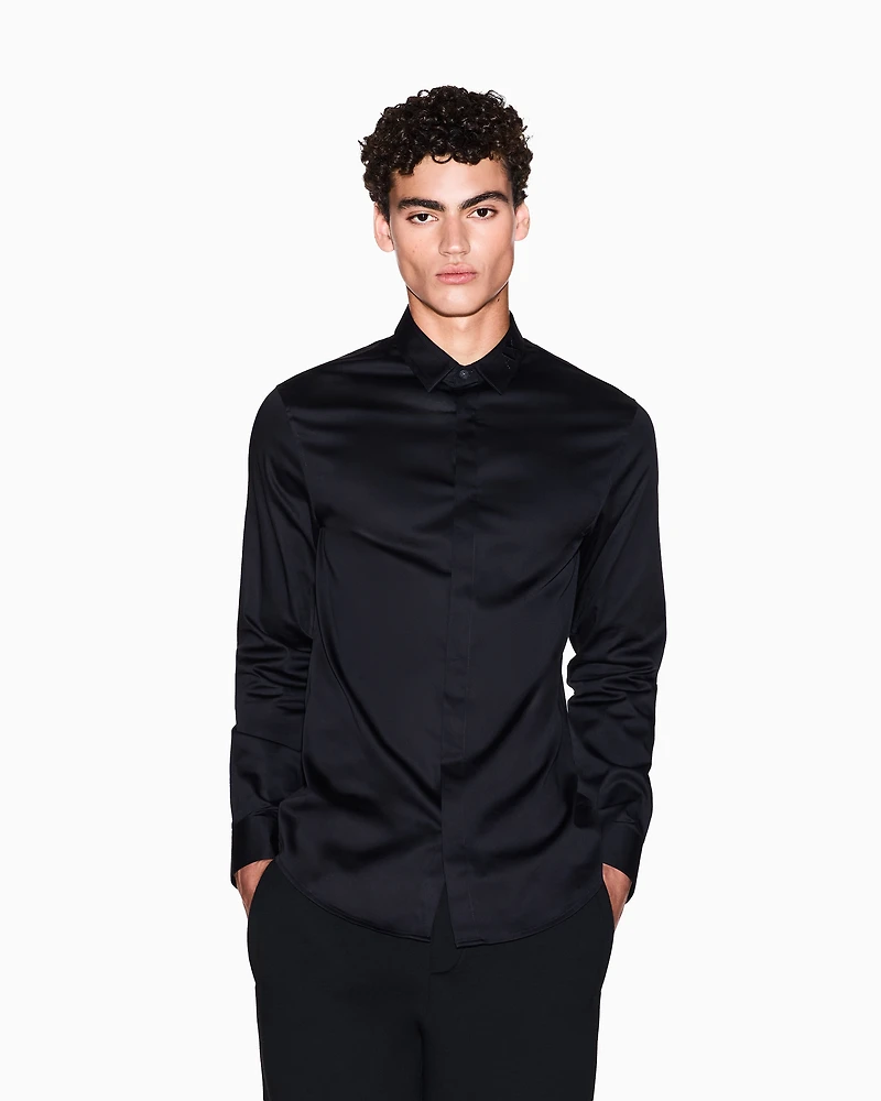 Black long-sleeved stretch cotton shirt