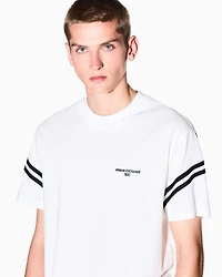 Regular fit T-shirt with contrasting piping