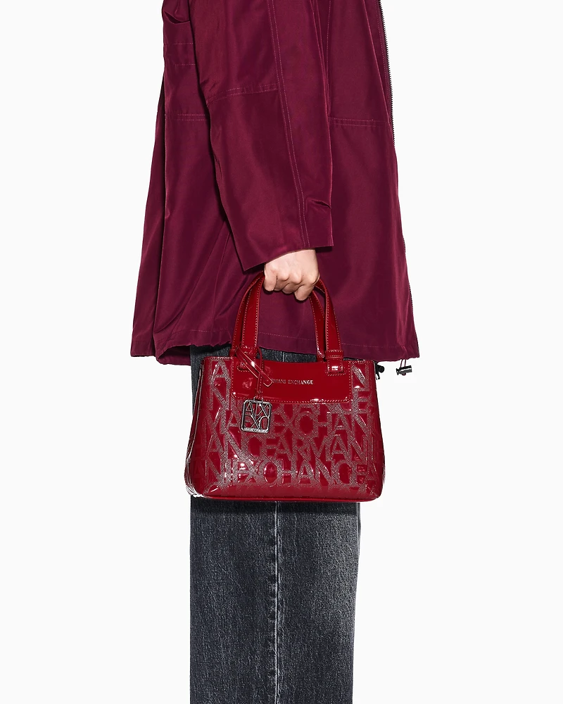 Shoppers in technical fabric