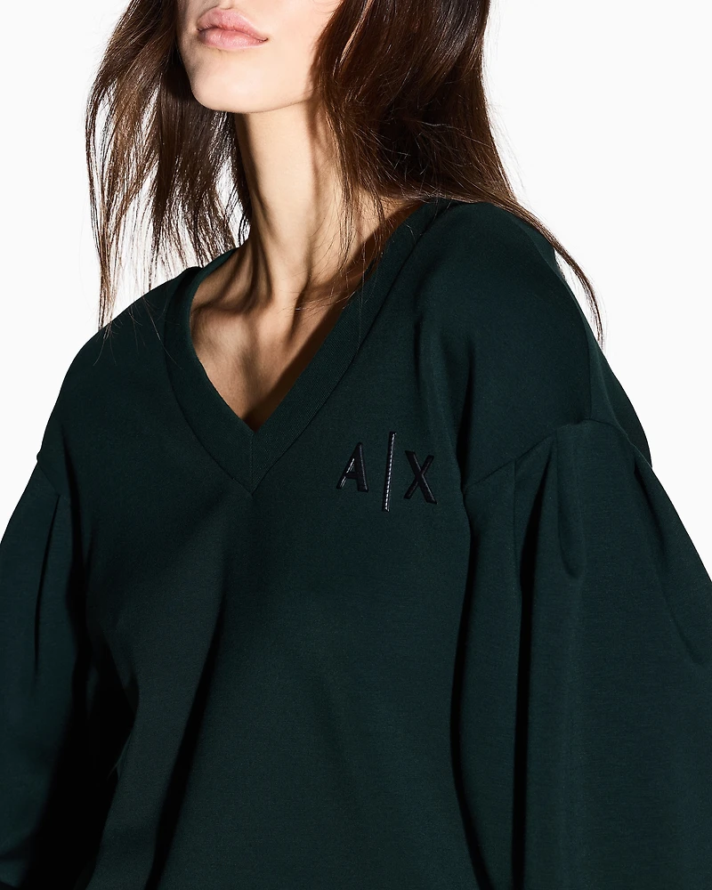 Sweatshirt with wide sleeves