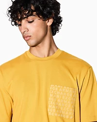 Regular fit T-shirt with logo pocket