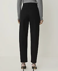 Ann Taylor The Tapered Straight Jean Black Wash Women's