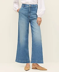 Ann Taylor The Petite Weekend Trouser Jean Size 2 Light Wash Women's