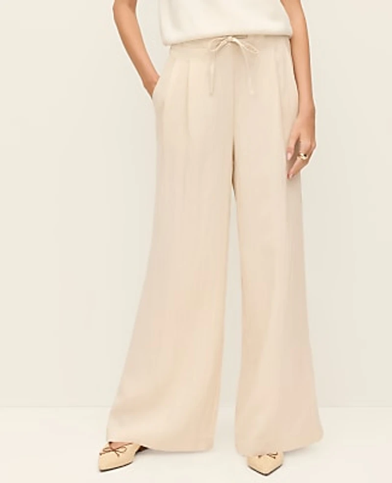Ann Taylor Petite Weekend Easy Fit Wide-Leg Pant Size Large Sand Shell Women's