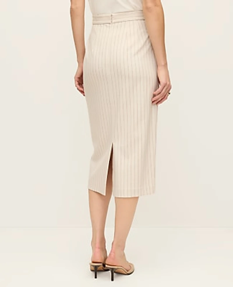 Ann Taylor The Petite Clean Pencil Skirt in Pinstripe Size 12 Cream Multi Pinstripe Women's