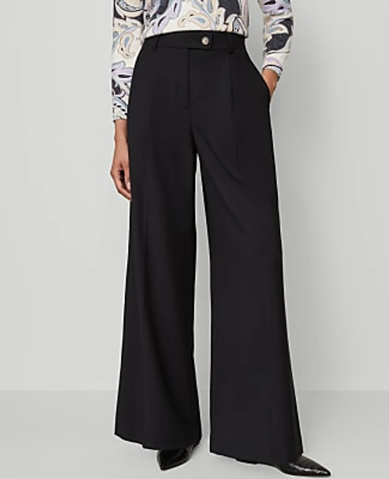 Ann Taylor The Petite Modern Wide-Leg Trouser Size 10 Black Women's
