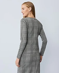 Ann Taylor Plaid Knit Top Size XL Black/White Combo Women's