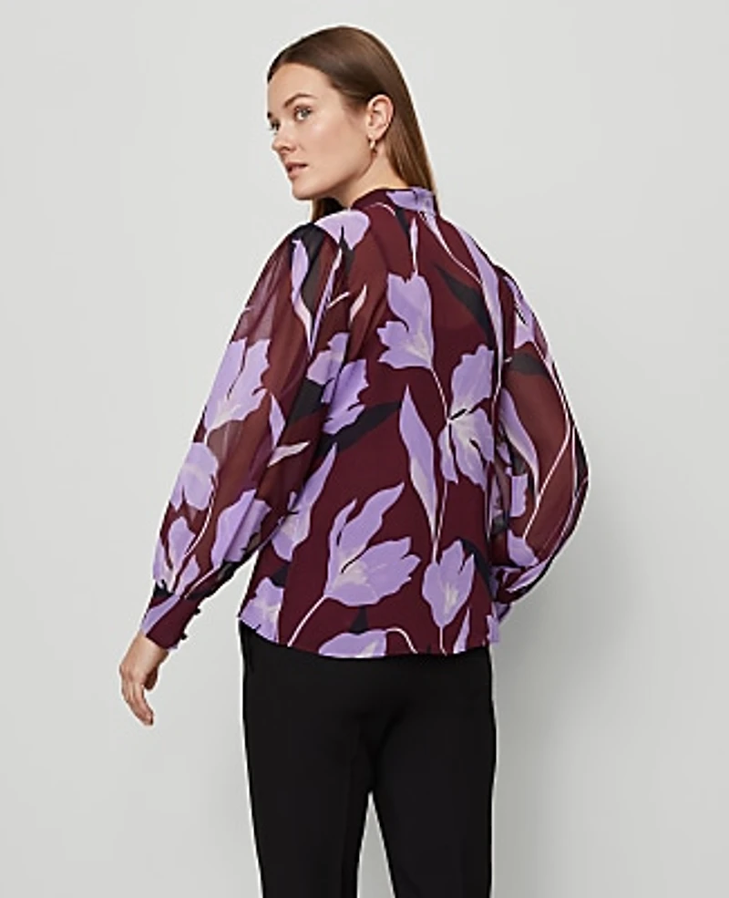 Ann Taylor Petite Floral V-Neck Popover Top Size 2XS B Windsor Wine Women's