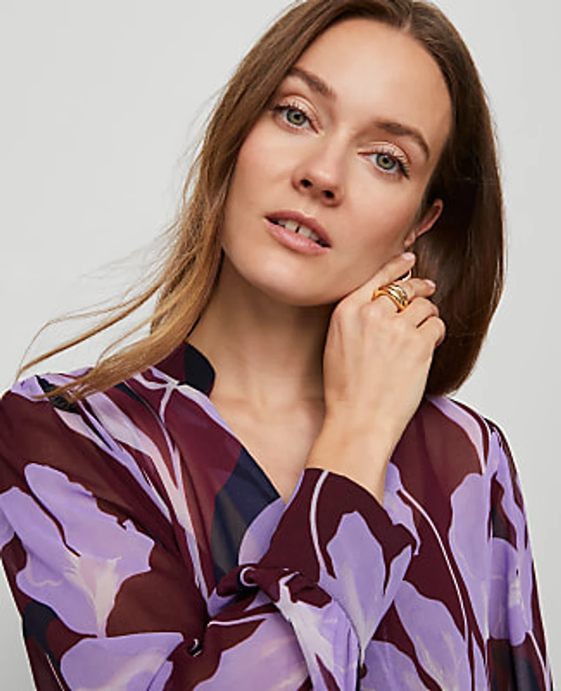 Ann Taylor Petite Floral V-Neck Popover Top Size 2XS B Windsor Wine Women's