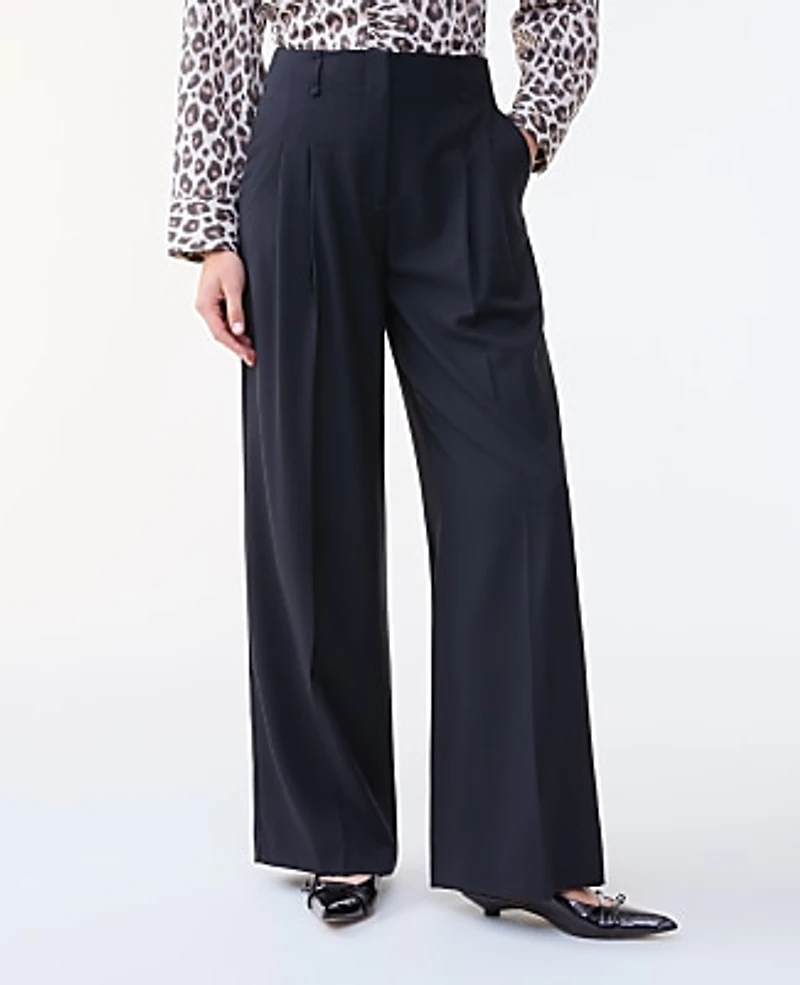 Ann Taylor The Pleated Wide-Leg Pant Size 0 Black Women's