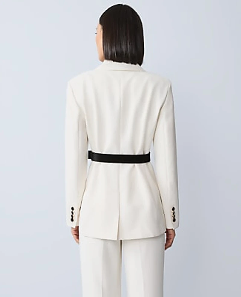 Ann Taylor The Petite Belted Fitted Long Blazer in Crepe Size 12 Winter White Women's