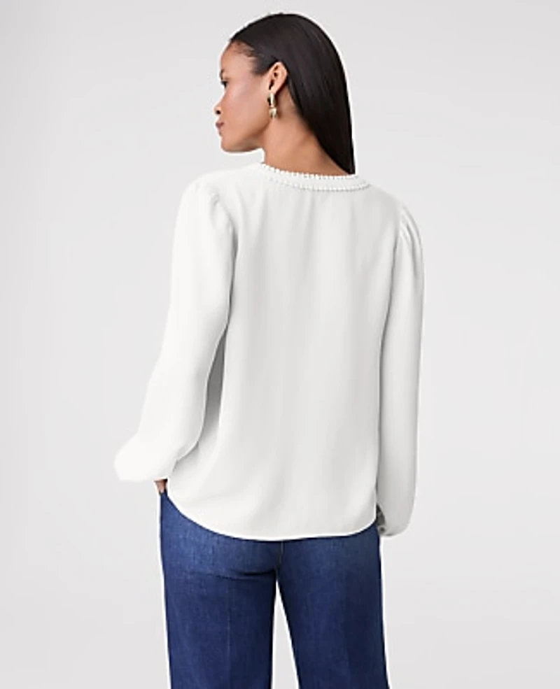 Ann Taylor Petite Bobble Trim V-Neck Blouse Size Medium Winter White Women's