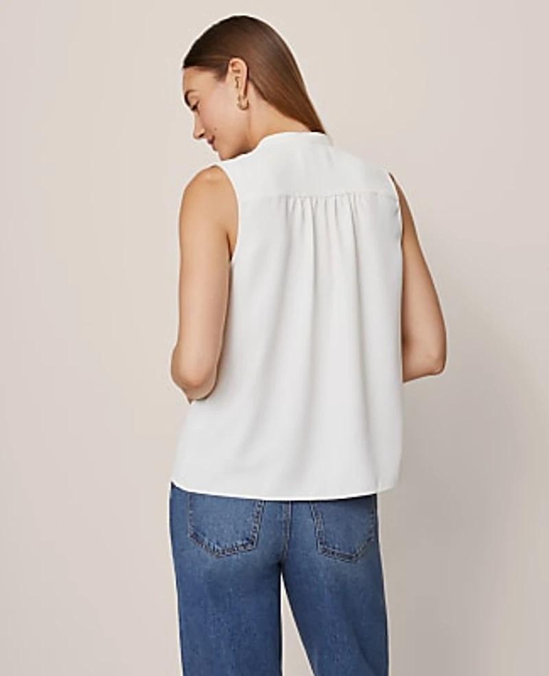 Ann Taylor Ruffle Sleeveless Blouse Size Large Winter White Women's