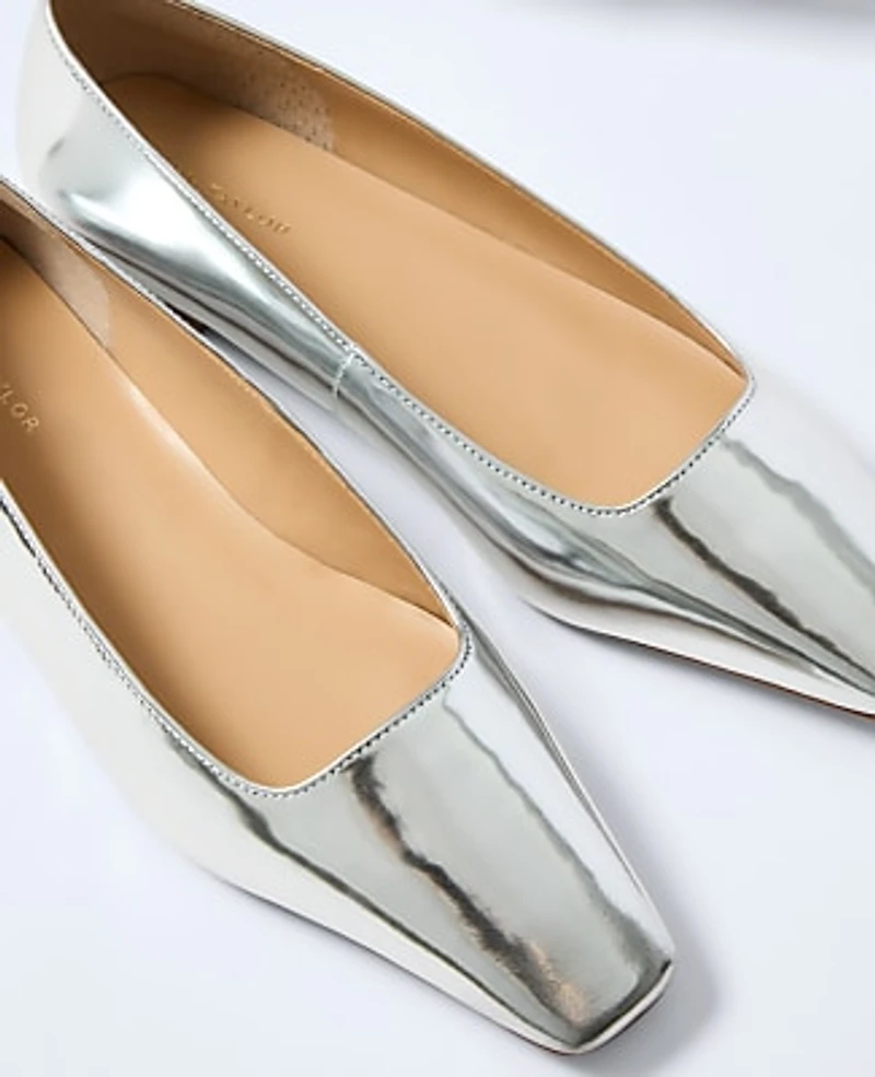 Ann Taylor Metallic Leather Flat Size 7 Silver Metallic Women's