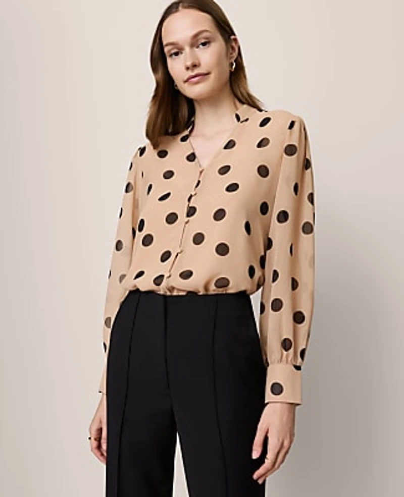Ann Taylor Petite Dotted V-Neck Popover Top Size Small Cafe Au Lait Women's