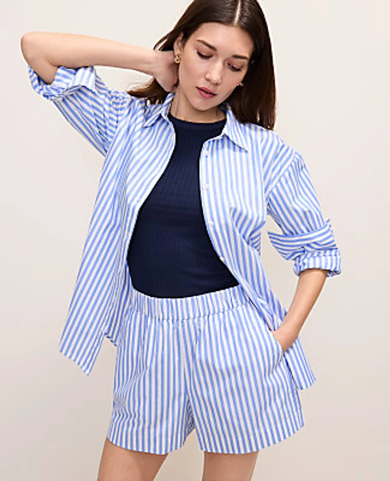 Ann Taylor Weekend Relaxed Striped Short Size Small White Blue Women's