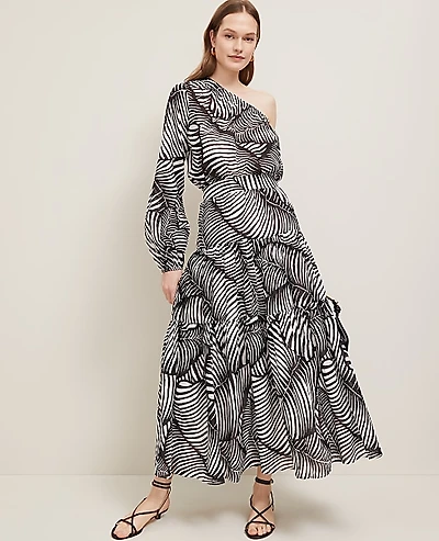 Ann Taylor Tiered Full Skirt in Palm Print Size 12 Black Women's