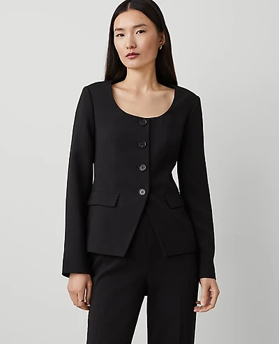 Ann Taylor The Fitted Scoop Neck Jacket in Fluid Crepe Size 6 Black Women's