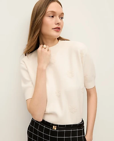 Ann Taylor Petite Daisy Appliqué Sweater T-Shirt Size Medium Winter White Women's