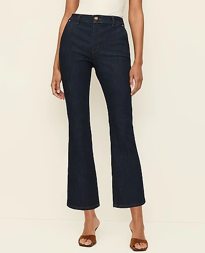 Ann Taylor The Petite Cropped Boot Jean — Curvy Fit Size 00 Classic Rinse Wash Women's