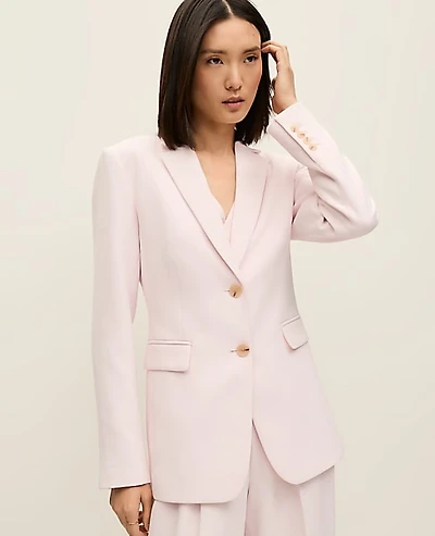 Ann Taylor The Petite Greenwich Blazer in Textured Crepe Size 2 Blush Haze Women's