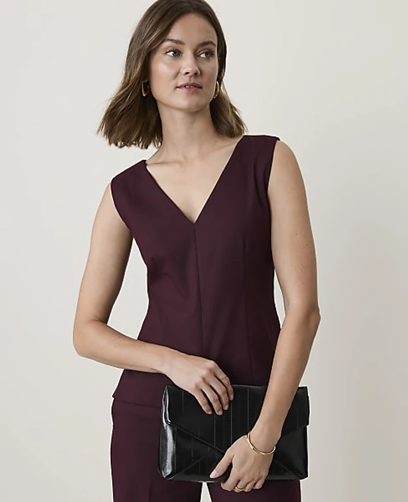 Ann Taylor The Sleeveless V-Neck Top Seasonless Stretch Classic Burgundy Women's