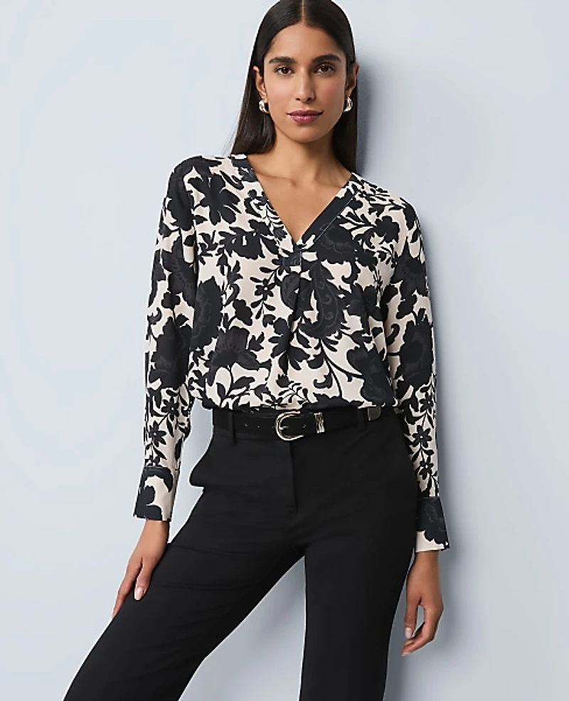 Ann Taylor Floral Mixed Media Top Size XS Black Women's