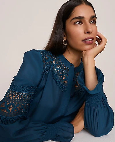 Ann Taylor Lace Trim Blouse Size XS Moonlit Backdrop Women's