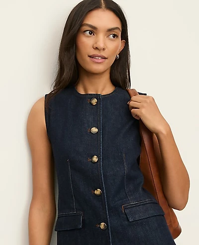 Ann Taylor The Long Crew Neck Vest in Denim Size Medium Classic Rinse Wash Women's
