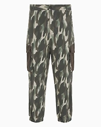 Camouflage cargo pants with velvet pockets