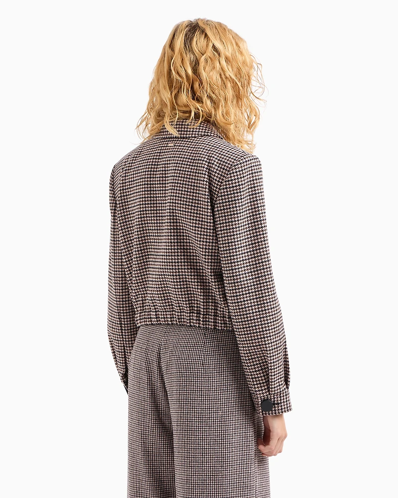 Short pleated jacket