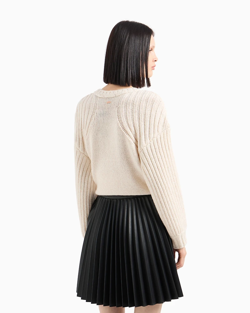 Short pleated skirt