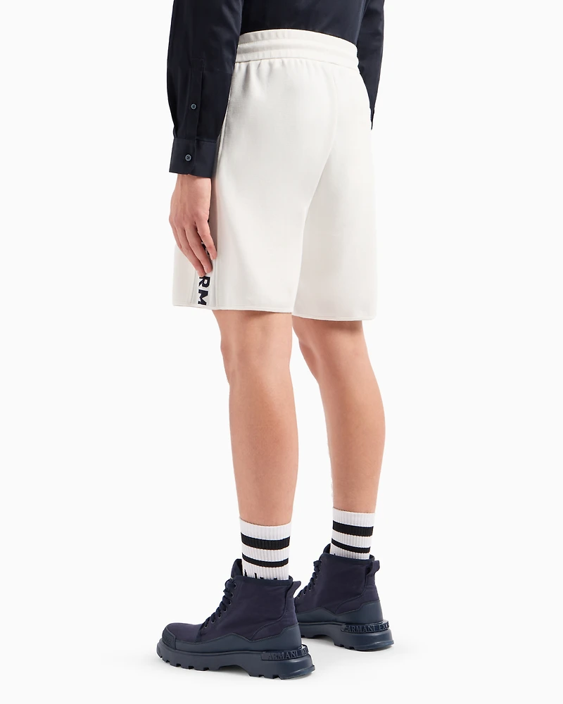 Shorts jacquard fabric with logo tape