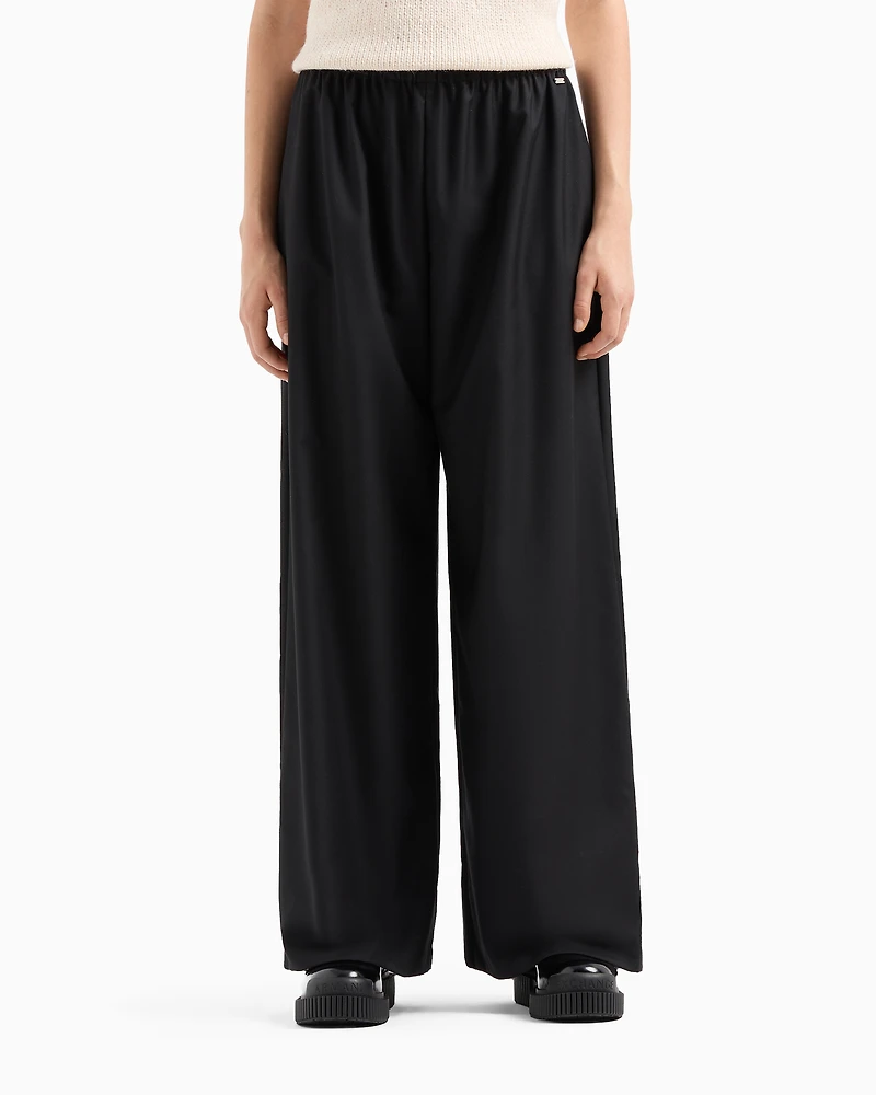 Wide leg trousers