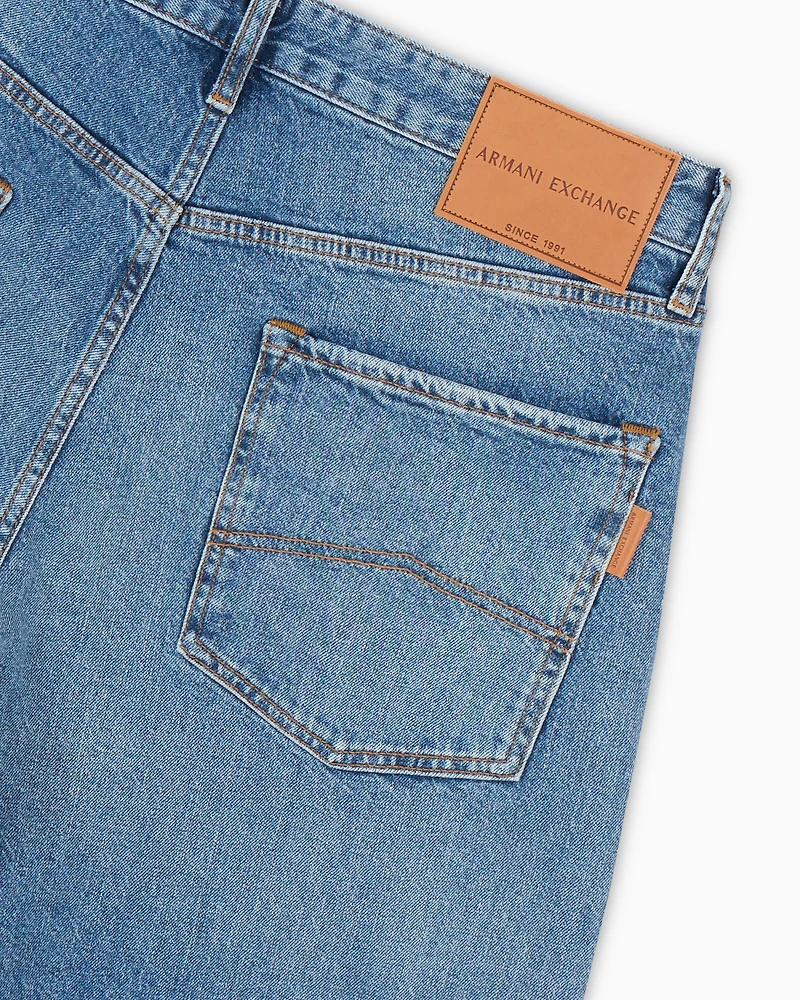 Light blue wash denim trousers J82