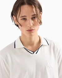 cotton polo with contrasting collar profiles