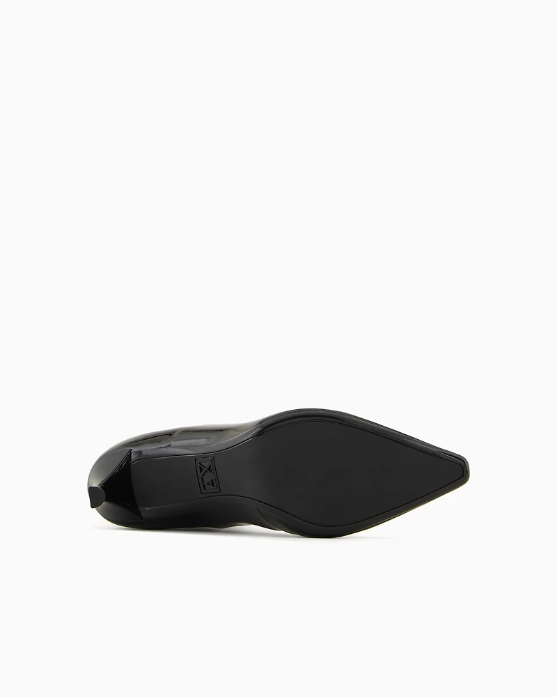 Patent leather boots with heel
