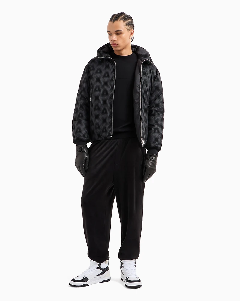 Crewneck sweater with jacquard workmanship