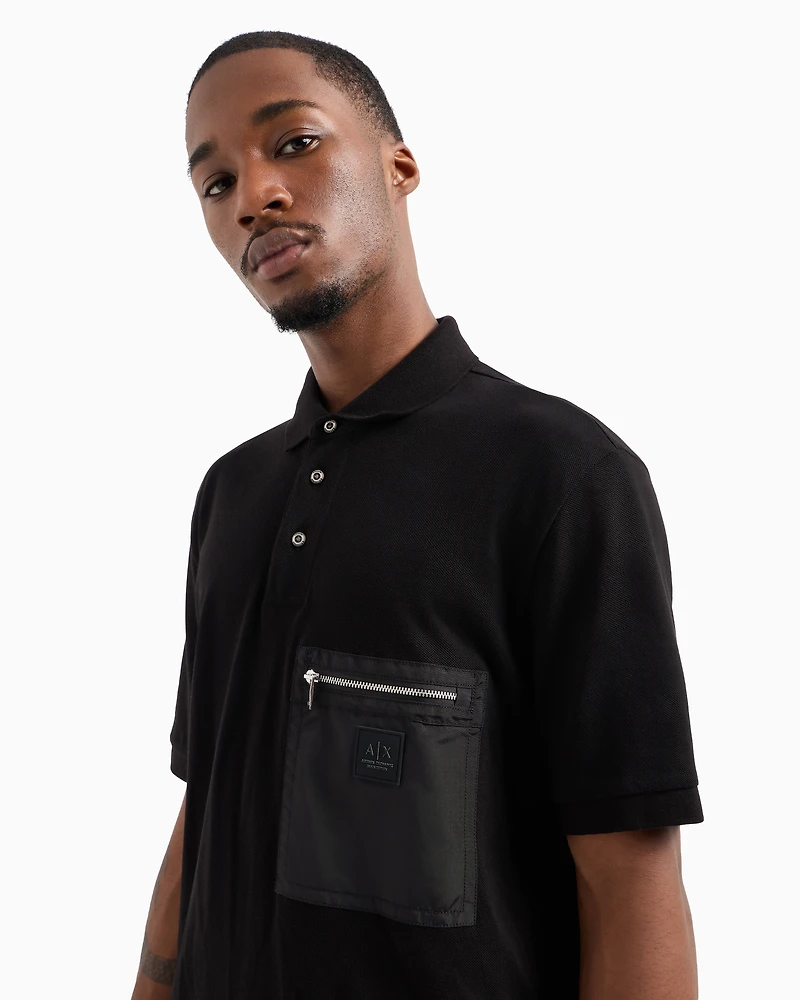 Short-sleeved cotton polo with pocket