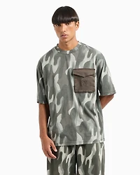 Relaxed fit camouflage T-shirt with logo pocket