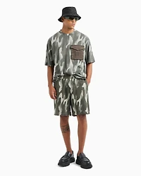 Relaxed fit camouflage T-shirt with logo pocket