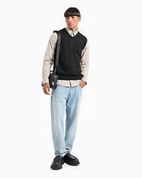 V-neck vest